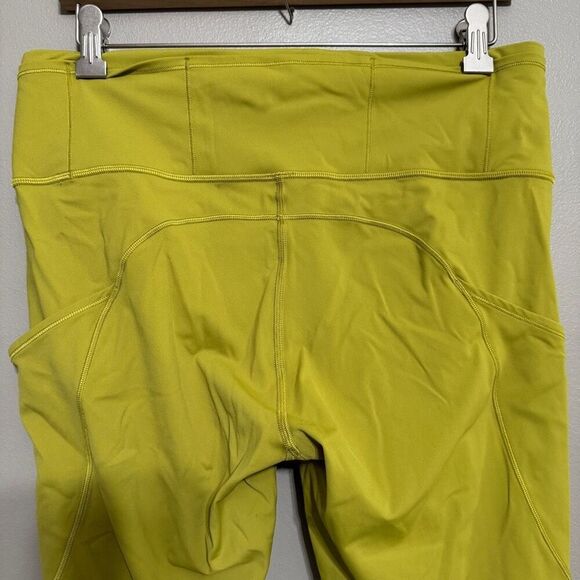 Lululemon Fast and Free Tight II 25" *Non-Reflective Nulux size 12 - Picture 7 of 8